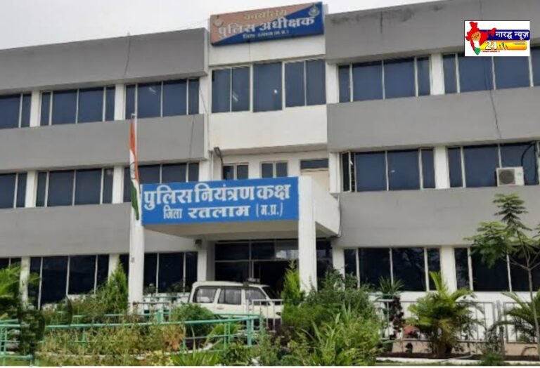 रिश्वत लेते आई एस के पी ए गिरफ्तार